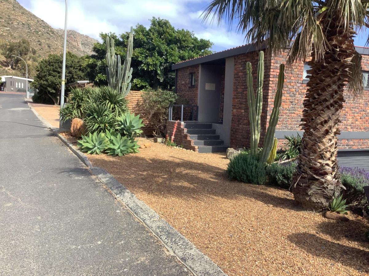 Studio With Unforgettable View Gordons Bay Exterior photo