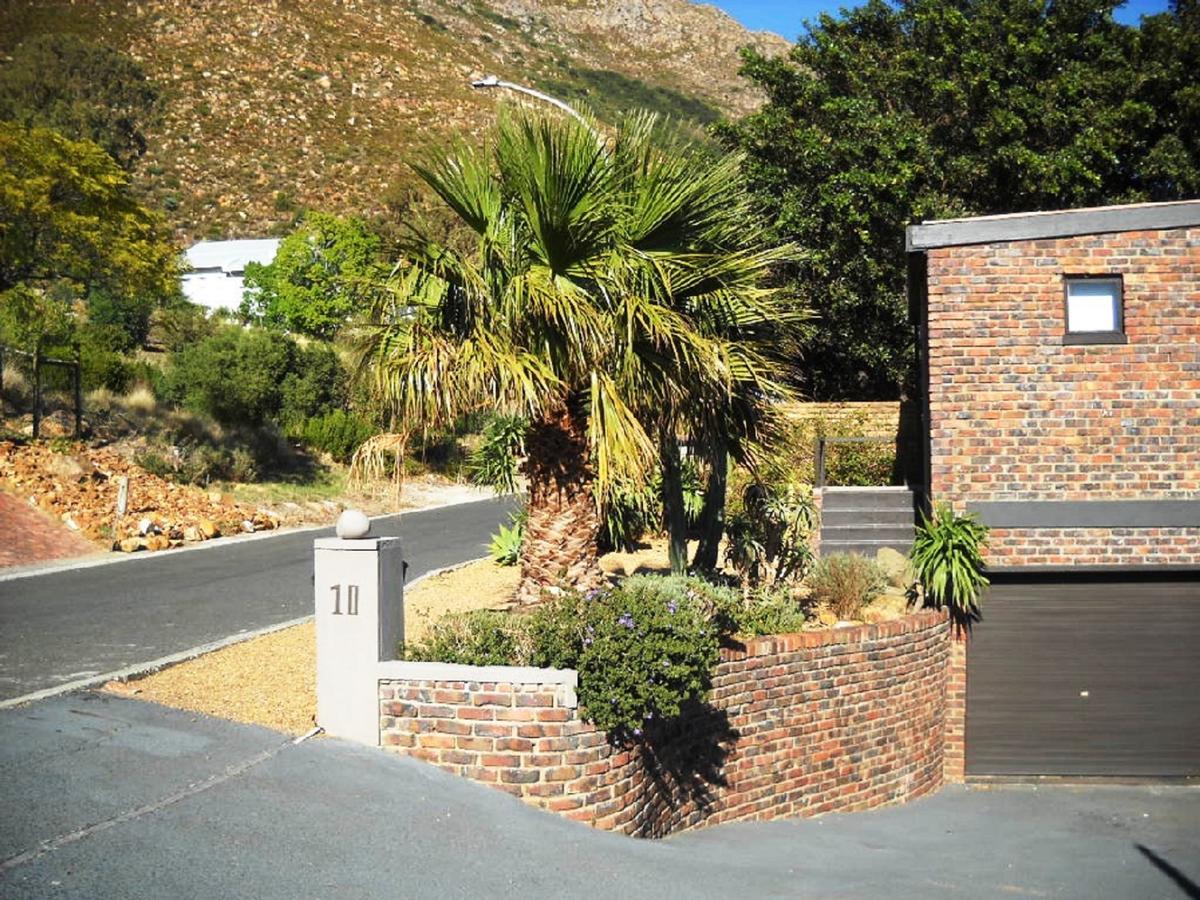 Studio With Unforgettable View Gordons Bay Exterior photo